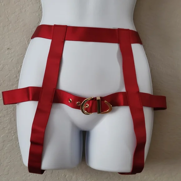 Honey Birdette Red Bra with Gold Accents - Picture 7 of 10